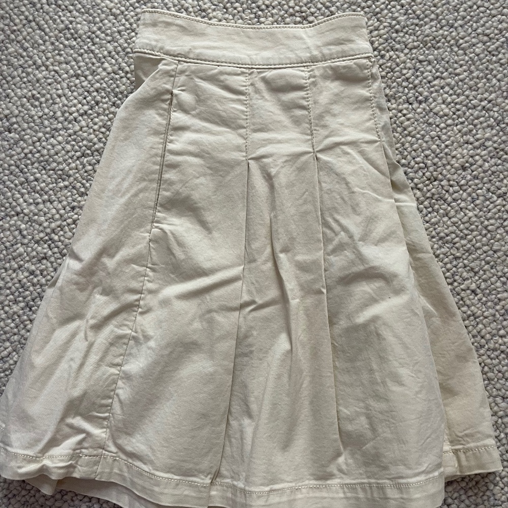 Women’s  pleated skirt